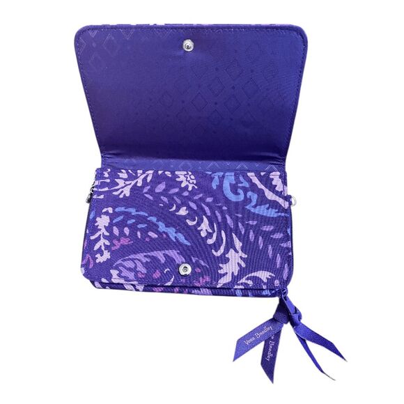 Vera Bradley RFID 3 in 1 Paisley Amethyst crossbody/wallet keyring - Picture 8 of 8